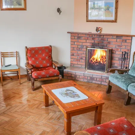 Mahon Cottages * קאסלבלייני